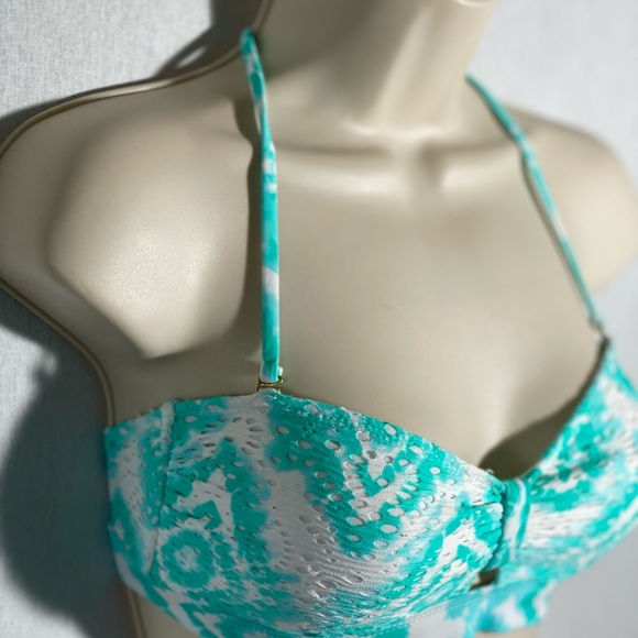 Adore me green and white swim top - Picture 2 of 4